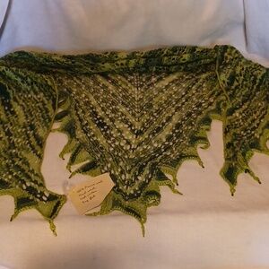 Handknit Green Lace Shawl - Scarf Leaf-Edged Design Merino Wool